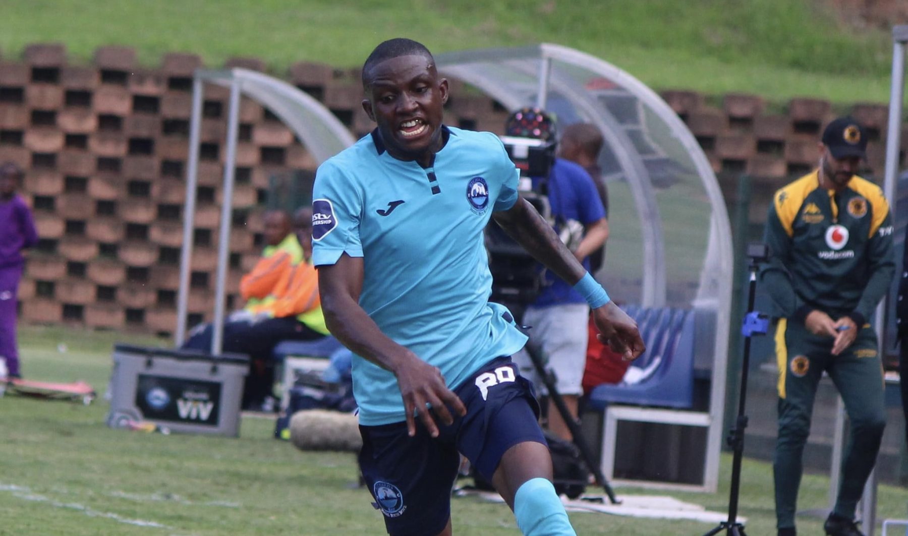 Ntsako Makhubela training with Durban City