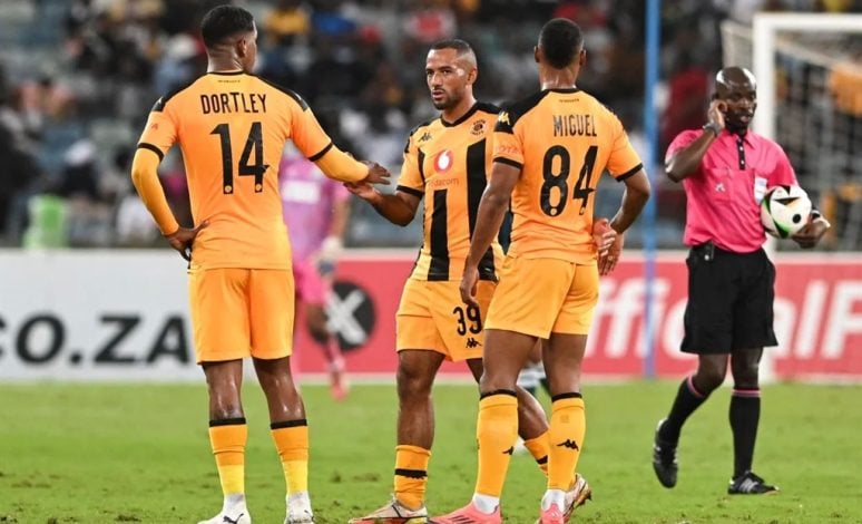 Kaizer Chiefs' new central defensive pairing of Inacio Miguel and Rushwin Dortley has caught the eye of club legend Tefu Mashamaite.