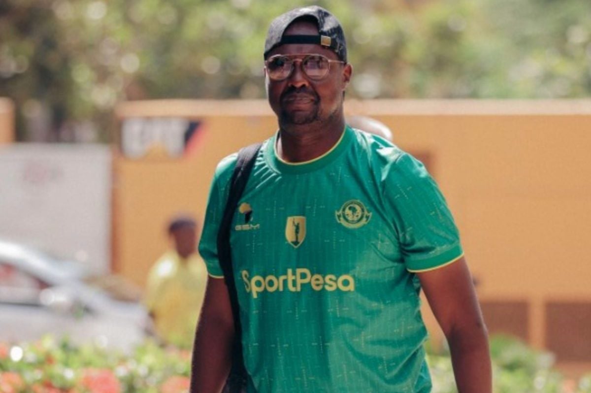 Kaizer Chiefs’ search for Fernando Da Cruz’s replacement has come to an end as Burundian coach Cedric Kaze was spotted at their Naturena base on Thursday.