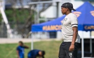 Midfield maestro Fortune Makaringe has revealed a unique role that is being played by ex-Kaizer Chiefs star Lebogang Manyama at Cape Town City.