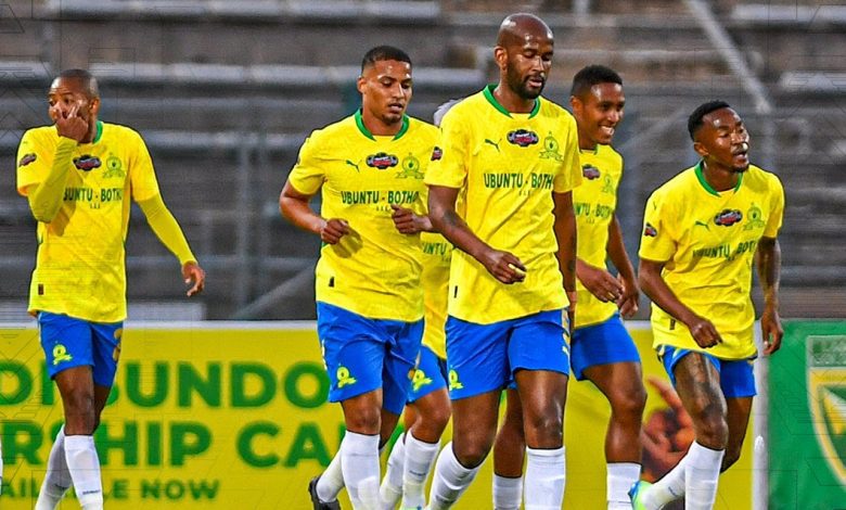 Mamelodi Sundowns in action against Golden Arrows in the Carling Knockout Cup