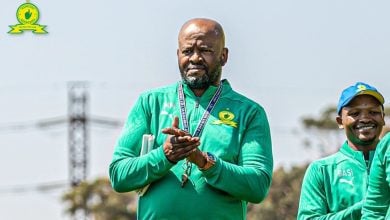 Manqoba Mngqithi during Mamelodi Sundowns training