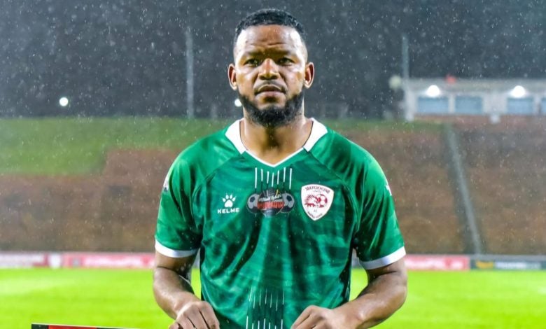 Sekhukhune United coach Lehlohonolo Seema has revealed the kind gesture by on-loan midfielder Sipho Mbule to his teammates after his recent Carling Knockout Man of the Match award.