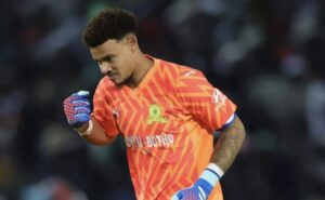 Former Bafana Bafana goalkeeper Andre Arendse has sent a special to Mamelodi Sundowns number one shot stopper Ronwen Williams ahead of the Ballon d'Or Ceremony on Monday.