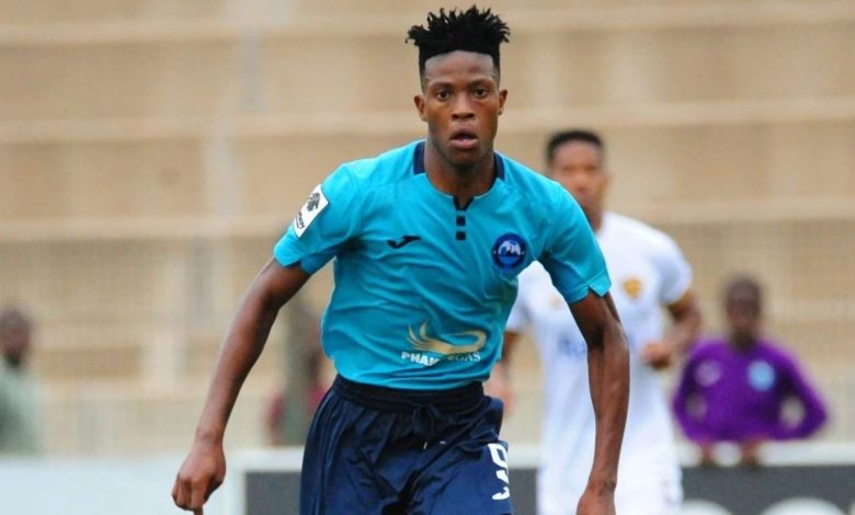 Richards Bay coach Brandon Truter has addressed what he says was a bit of immaturity by recently called up Bafana Bafana striker Yanela Mbuthuma.