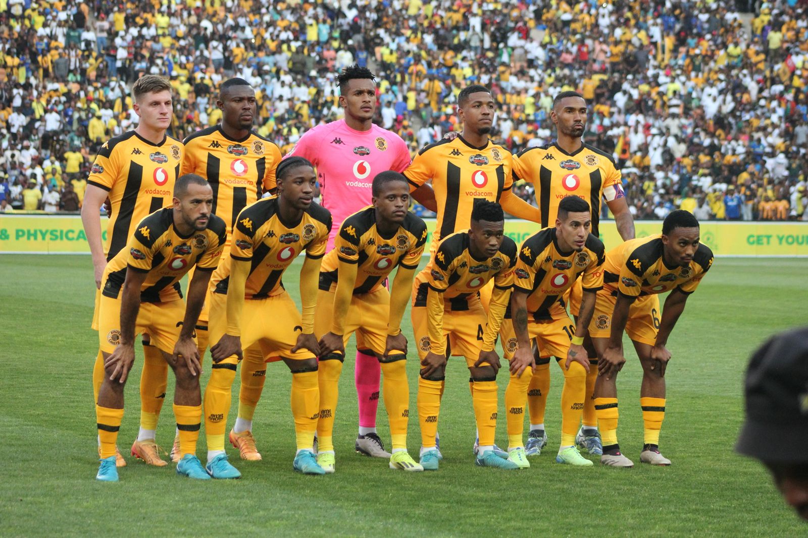  Kaizer Chiefs coach Nasreddine Nabi says he will not criticise the performance of his players in public but has instead taken responsibility for the 4-0 defeat by Mamelodi Sundowns 