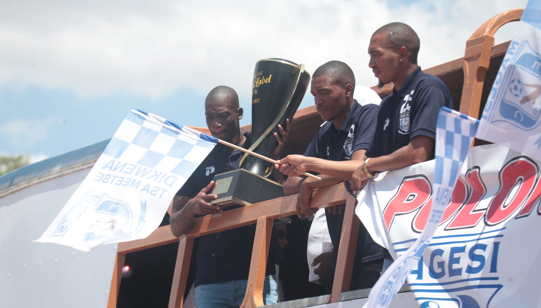 Carling Knockout Champions Magesi FC received a heroes welcome from the Limpopo communities during their trophy parade on Tuesday.