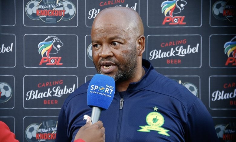 Mamelodi Sundowns head coach Manqoba Mngqithi