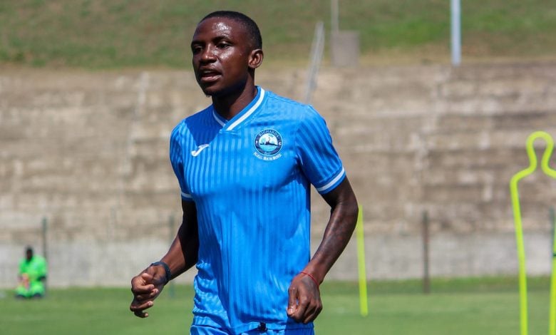 Ntsako Makhube during warm-up at Richards Bay FC