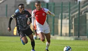 Kaizer Chiefs target Asanele Velebayi in action for Cape Town City