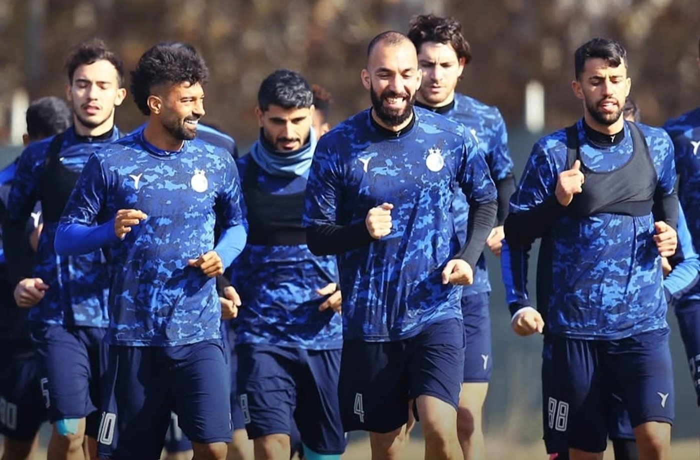 Esteghlal FC players training