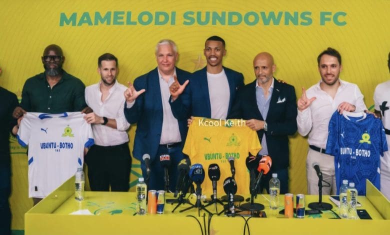 Mamelodi Sundowns chairman Tlhopie Motsepe unveils a new technical team