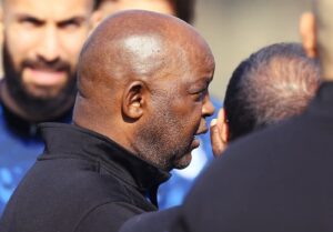 Pitso Mosimane during training with Esteghlal FC players
