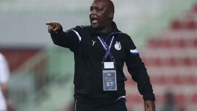 Pitso Mosimane on the sidelines during Esteghlal FC match