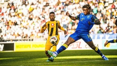 Kaizer Chiefs' Mduduzi Shabalala tackling Cape Town City's Nathan Fasika Idumba