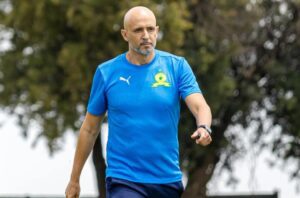 Miguel Cardoso during Mamelodi Sundowns training