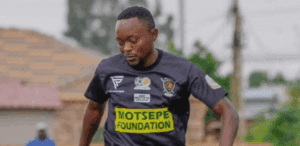 Mkhanyiseli Siwahla in action for Lerumo Lions
