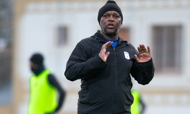 Pitso Mosimane during a training session