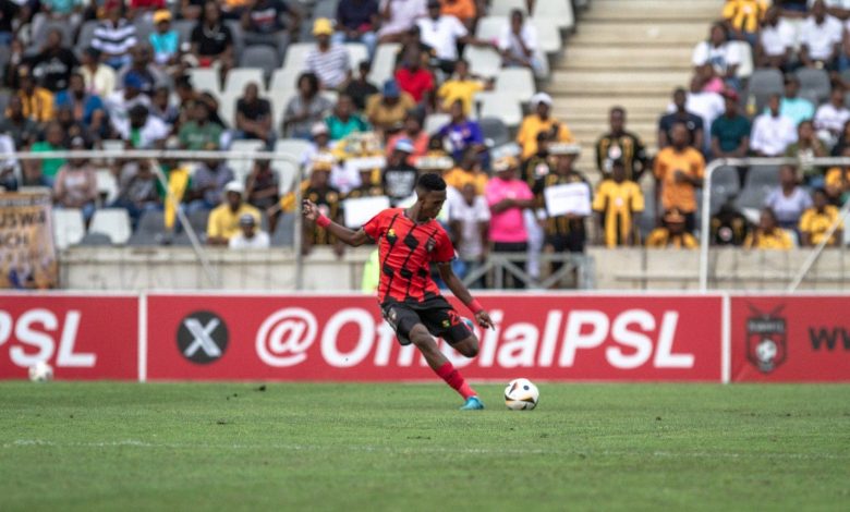 Kaizer Chiefs defender Khulumani Ndamane in action for TS Galaxy