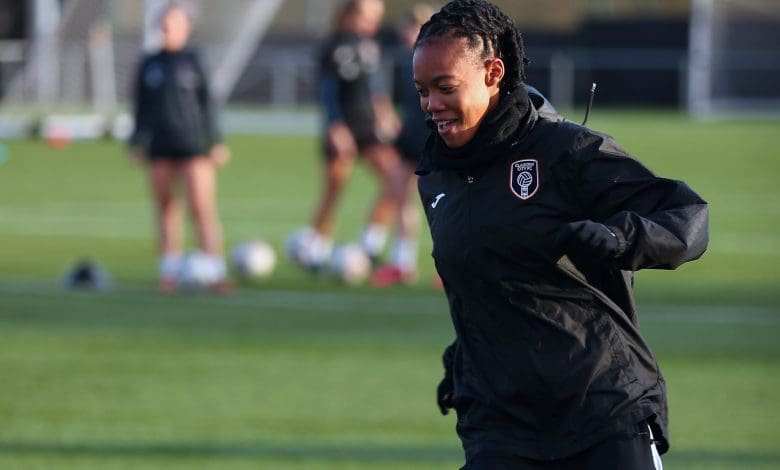 Linda Motlhalo during Glasgow City FC training