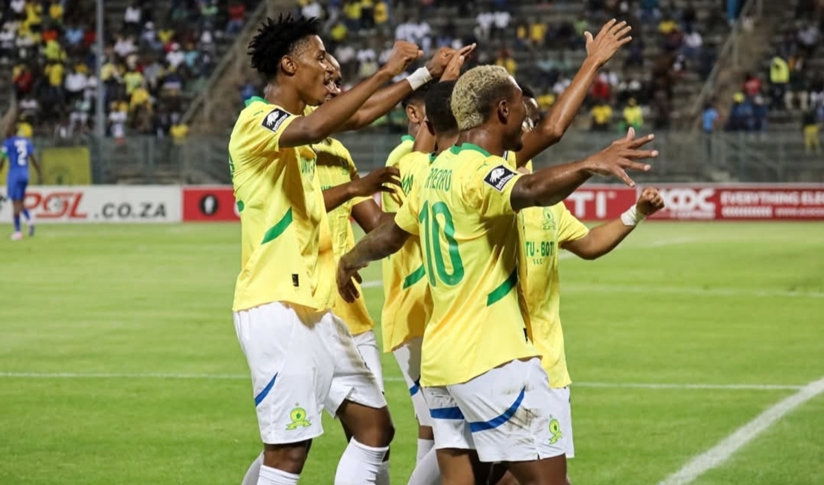 Mamelodi Sundowns players celebrating a goal