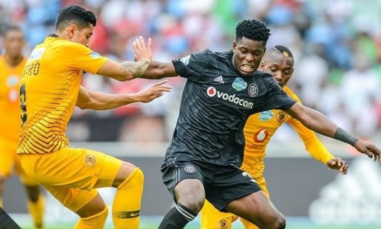 Marshall Munetsi in action for Orlando Pirates