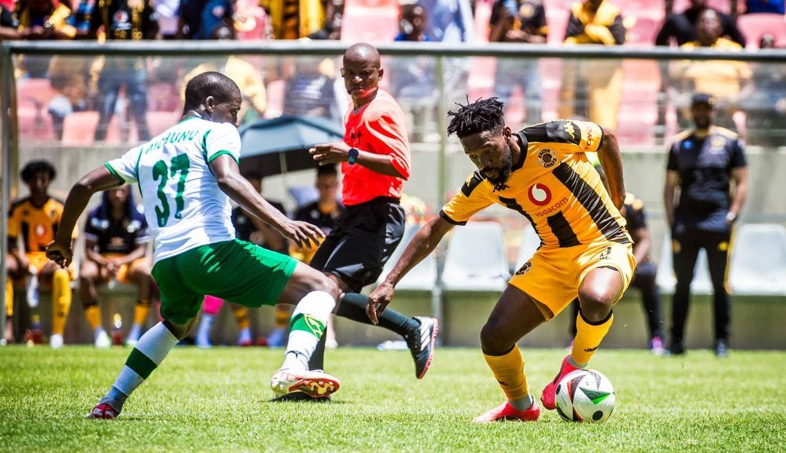 Mduduzi Mdantsane of Kaizer Chiefs in action