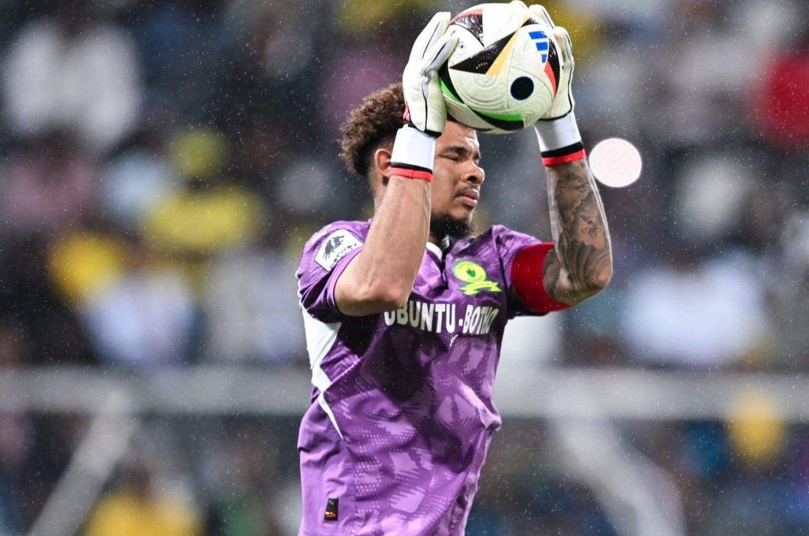 Ronwen Williams of Mamelodi Sundowns during the Betway Premiership 2024/25 match between TS Galaxy and Mamelodi Sundowns at Mbombela Stadium in Mbombela.