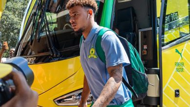 Ronwen Williams of Mamelodi Sundowns walking out of the bus before a game