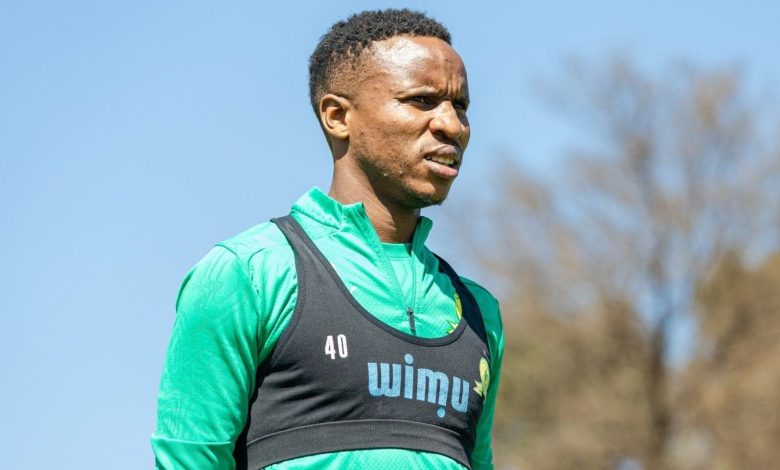 Themba Zwane of Mamelodi Sundowns during a training session