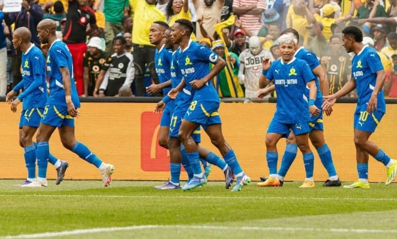 Mamelodi Sundowns midfielder Themba Zwane with teammates