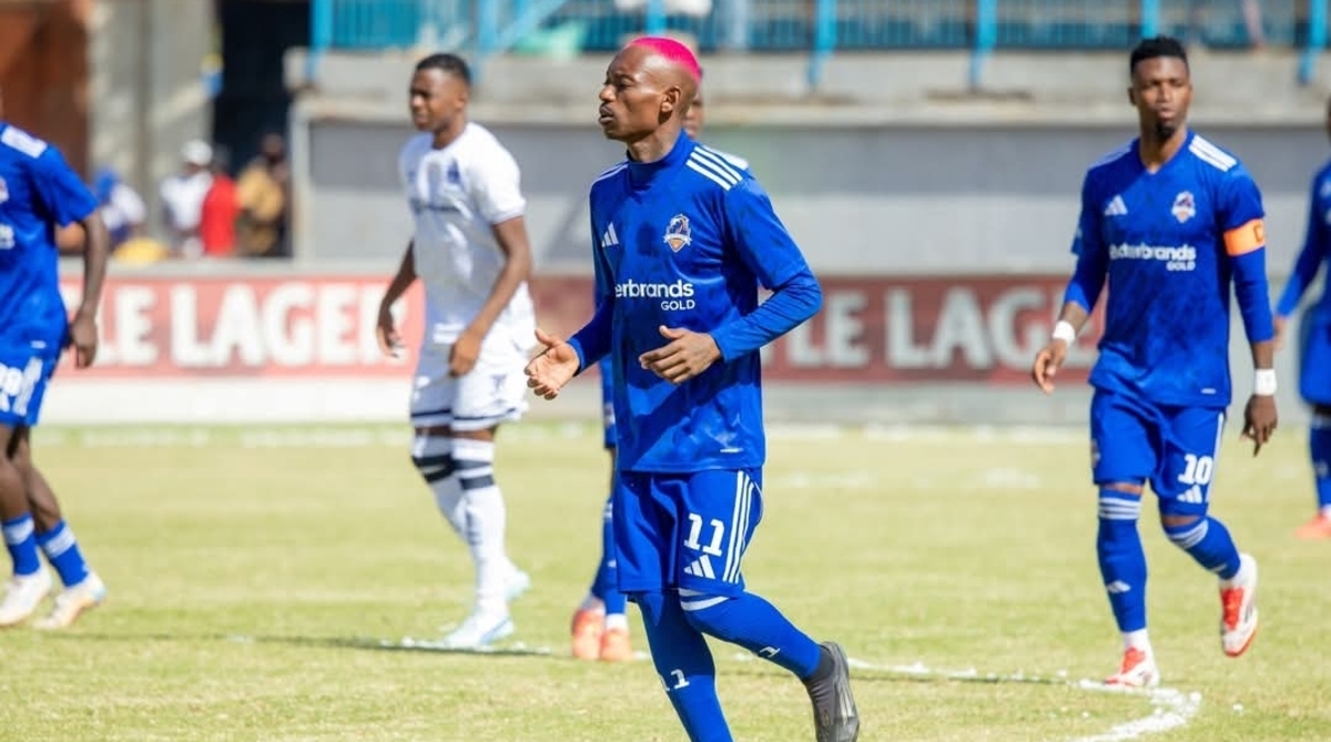 Former Kaizer Chiefs star Khama Billiat in action for Scottland FC