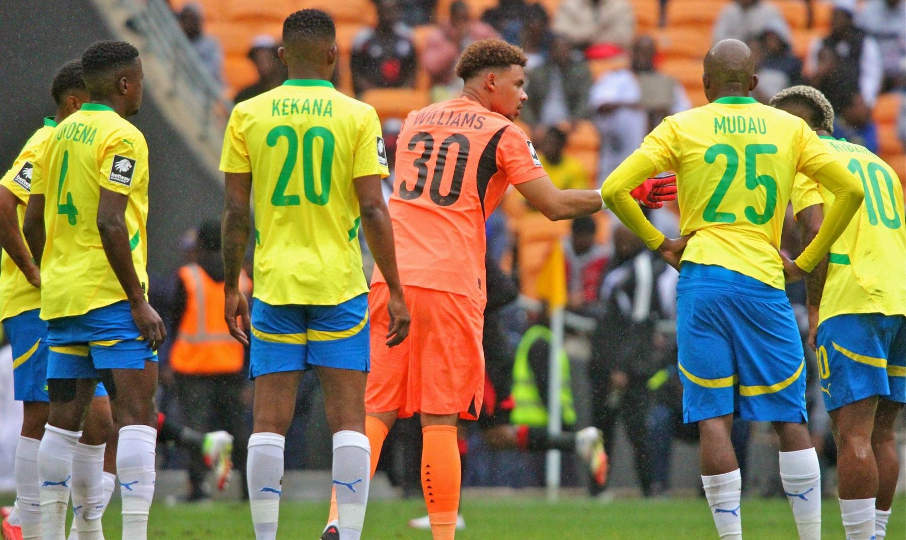 Ronwen Williams with his Mamelodi Sundowns teammates in a heated chat