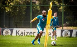 Kaizer Chiefs star Sibongiseni Mthethwa during a training session