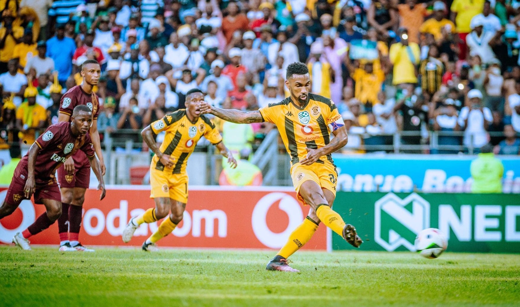 Stellenbosch FC and Kaizer Chiefs in action in the Nedbank Cup