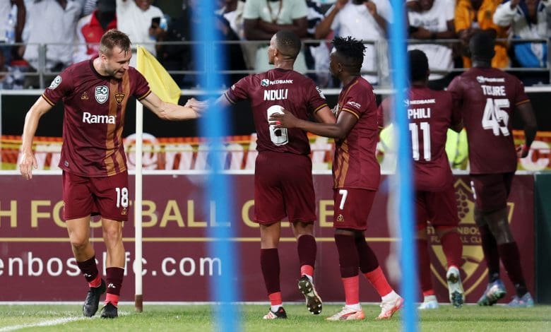 Stellenbosch FC in action against Kaizer Chiefs