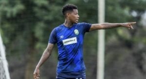AmaZulu FC midfielder Bongani Zungu during training session