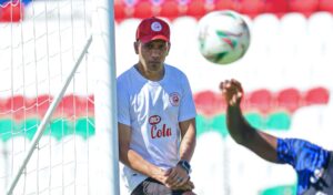 Fadlu Davids looking at his goalkeeper during a training session.