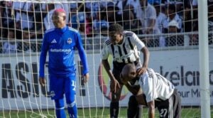 Former Mamelodi Sundowns and Kaizer Chiefs talisman Khama Billiat in action against Highlanders