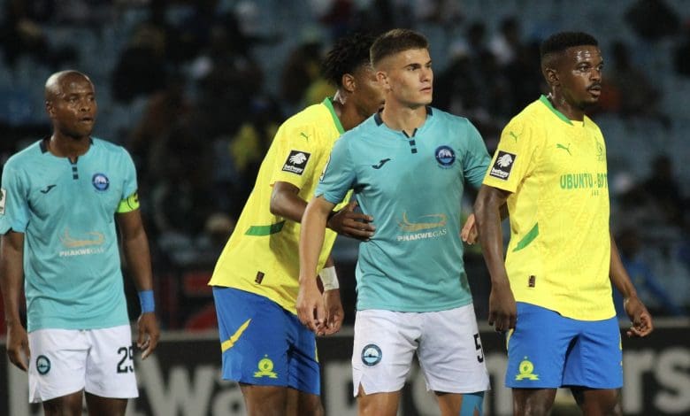 Mamelodi Sundowns players and Richards Bay players during Betway Premiership clash