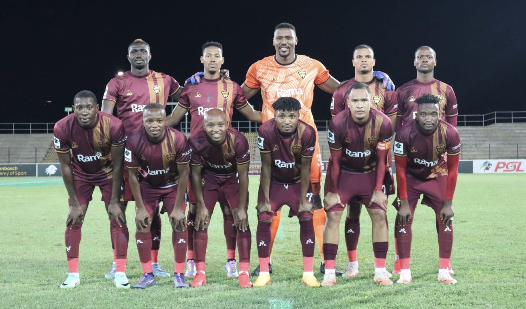 Stellenbosch FC players taking a team picture 