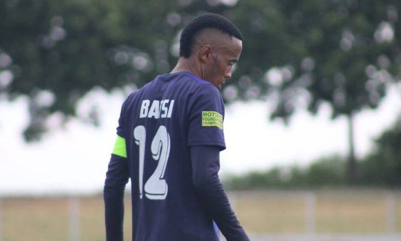 Atisang Batsi in action for Motsepe Foundation Championship side Orbit College FC
