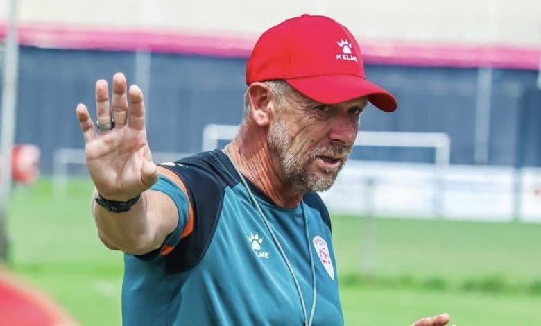 Sekhukhune United coach Eric Tinkler giving instructions at training