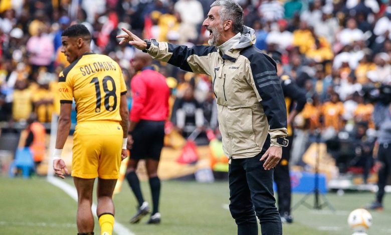 Jose Riveiro of Orlando Pirates coaching