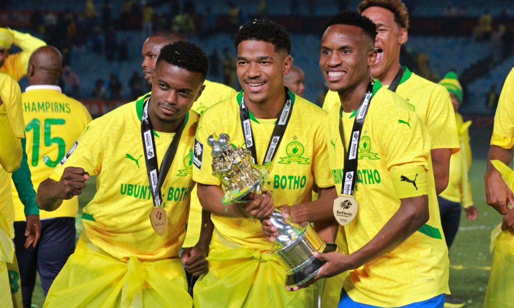 Mamelodi Sundowns stars celebrating the league title win