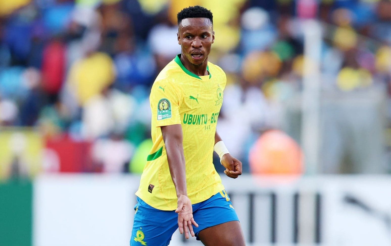 Mamelodi Sundowns star Themba Zwane in action