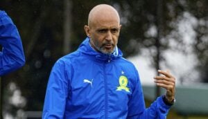 Mamelodi Sundowns coach Miguel Cardoso during training
