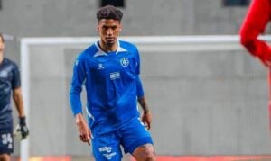 Rushine De Reuck in action for Maccabi Petah Tikva FC
