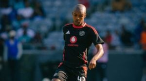 Simphiwe Selepe in action for Orlando Pirates