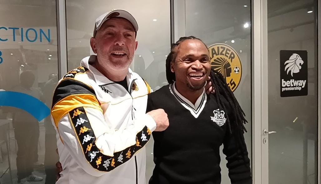 Kaizer Chiefs coach Nasreddine Nabi with club legend Siphiwe Tshabalala